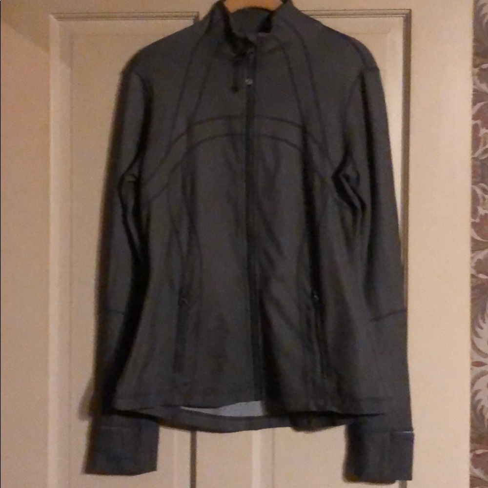 EUC lululemon Define jacket- sz 8 dk olive denim